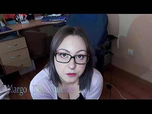 ❤️ Sexy Girl with Glasses Sucks Dildo Deeply on Camera ☑ Video sessu à co.kenhdammy.top ﹏