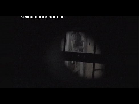 ❤️ Blondie hè videoregistrata in segretu da un voyeur di u quartieru nascostu daretu à i mattoni cavi ☑ Video sessu à co.kenhdammy.top ﹏