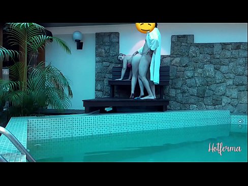 ❤️ Boss invita a cameriera à a piscina, ma ùn pudia resiste à un caldu ☑ Video sessu à co.kenhdammy.top ﹏